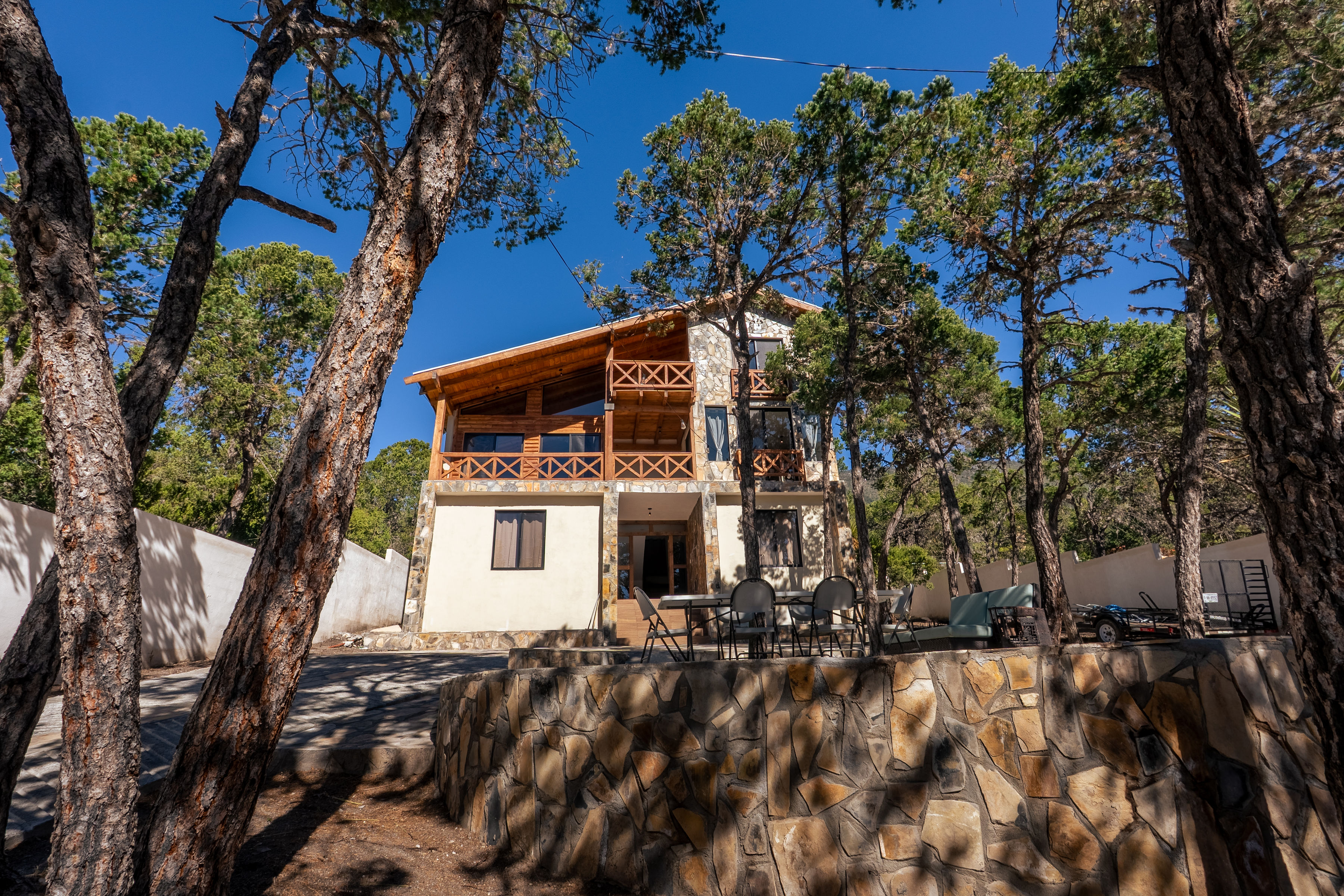 Exterior La Escondida